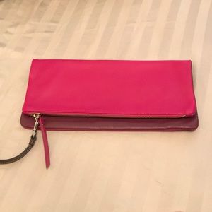 Banana Republic BRAND NEW fuschia wristlet